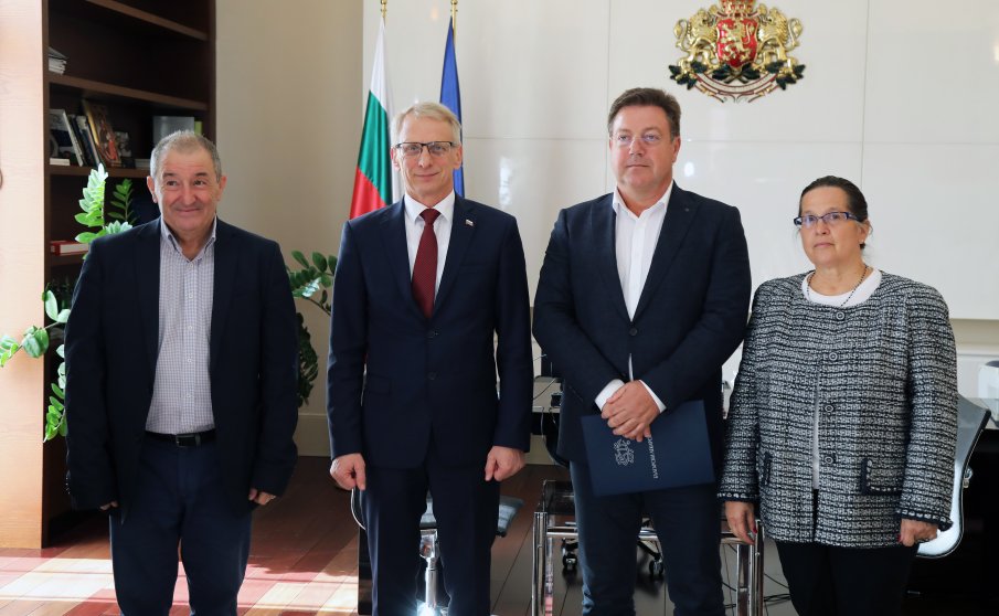 Премиерът Денков и БЛС обсъдиха възможните решения за е-рецептите