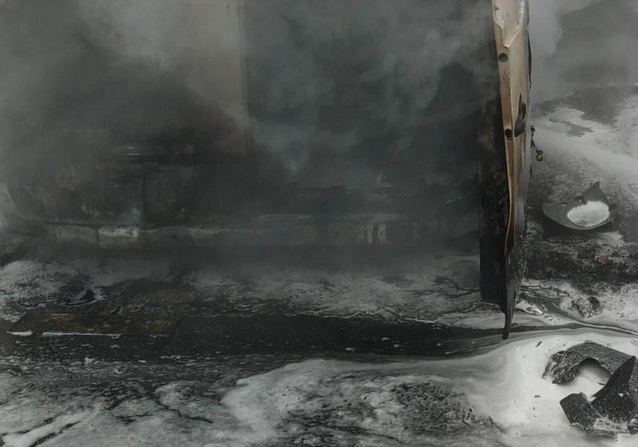 След верижна катастрофа: Кола се запали на пътя Пазарджик-Пловдив, шофьорът е загинал