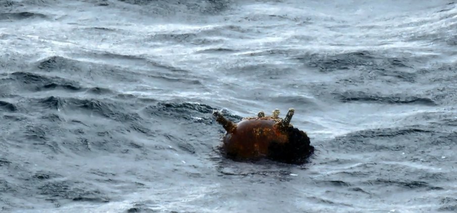 Морето край Балчик изхвърли морска мина (СНИМКА)