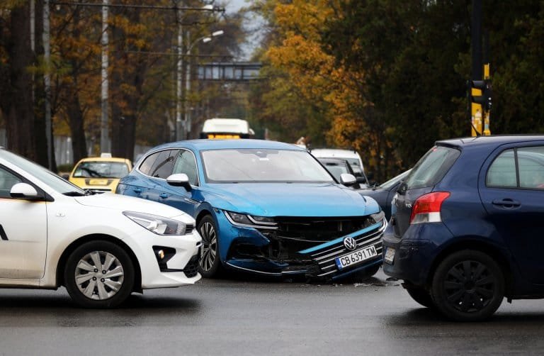 Тежка катастрофа на Орлов мост предизвика километрична опашка