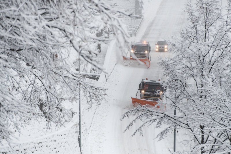 СТИХИЯ: До 125 км/ч достига вятърът в Сливен