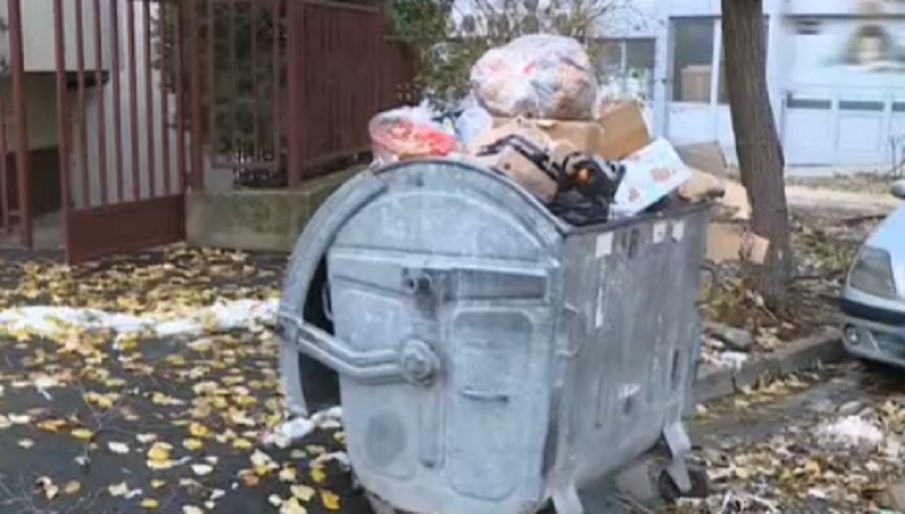 Две гранични села получиха за първи път контейнери за смет