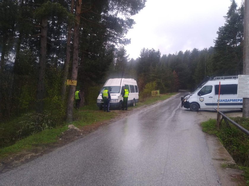 ЩРАКАНЕ НА БЕЛЕЗНИЦИ: 16 души задържани при спецоперация в Пазарджик