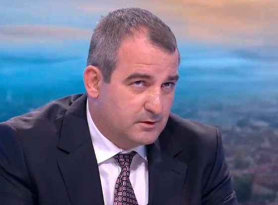 Маскирани пребиха столичен общински съветник, той подозира бивши съпартийци от Възраждане: Заплаши ме депутат от първия ред в НС (СНИМКА 18+)