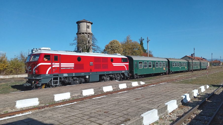 ПРАЗНИК: Родопската теснолинейка стана на 78 години