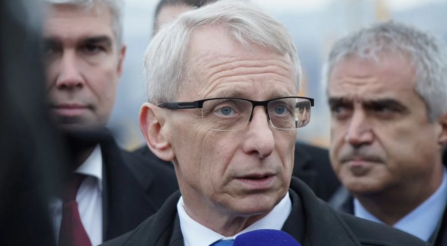 Денков брани своя човек Хинков за скандала Пирогов