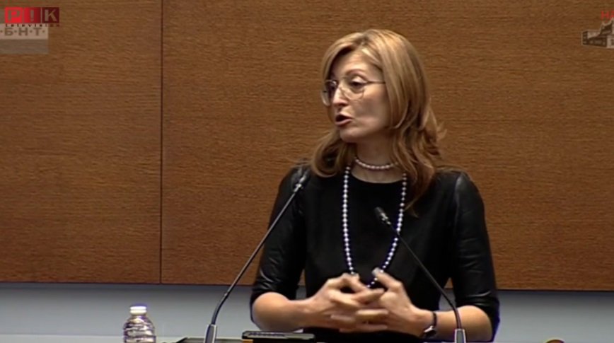 Еврокомисарят Захариева: Свободата не идва даром!