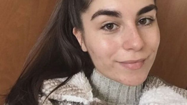 ЗОВ ЗА ПОМОЩ: 23-годишната Ренета се нуждае от 480 000 лв. за спешно лечение