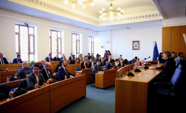 Столичният общински съвет вдигна таксата разрешение за строеж