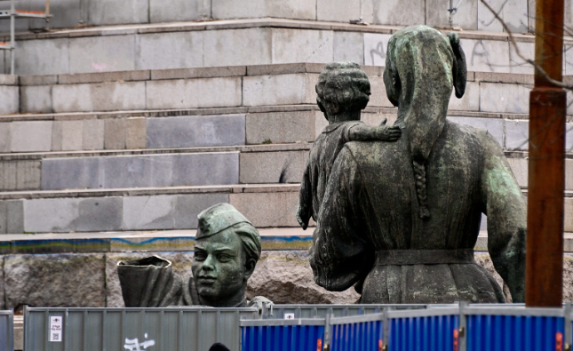 БСП-София: 3 симптома, че фашизмът се завръща