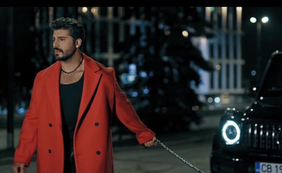 Фики си подари звяр за половин милион (СНИМКА)