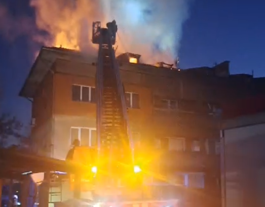 Пожар в дом за хора с умствена изостаналост край Варна