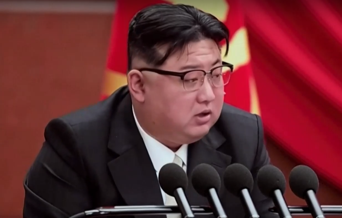 Ким Чен-ун нареди повишиване на готовността за война