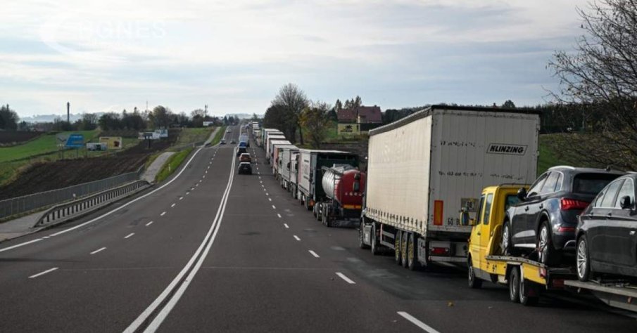 Полските земеделци вдигнаха блокадата на украинската граница