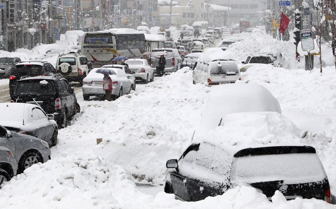 В началото на 2024-та: Сеул счупи 40-годишен рекорд по снеговалеж