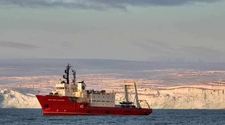 Изследователският кораб “Св. св. Кирил и Методий“ спаси бедстваща яхта