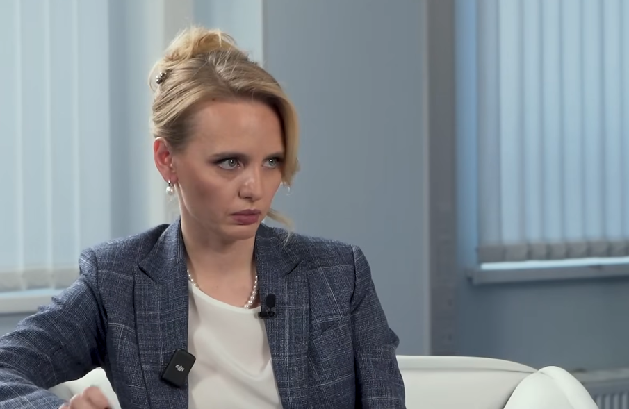 Дъщерята на Путин и циничното интервю, което шокира Германия (ВИДЕО)