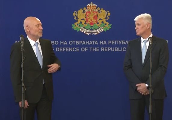 Бившият военен министър Димитър Стоянов гневно: Тагарев да обясни веднага за войските на САЩ у нас