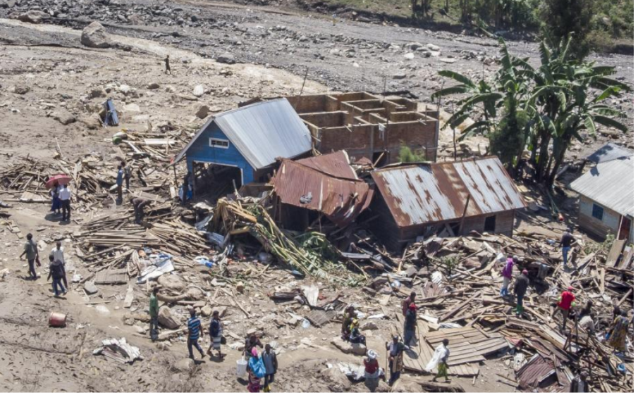 Стотици загинаха в басейна на река Конго заради наводнения
