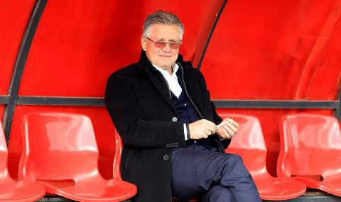 МЪГЛА В НАДЕЖДА“: Май няма да има продажба на Локо София, Бозата отрече