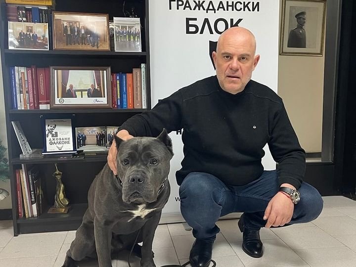 Гешев се закани: Ще вкараме в затвора политиците от сглобката. Те са най-големите престъпници след 1989 г. Борисов, Петков и Пеевски са босове на групировки, а Тагарев... (ВИДЕО) Гешев се закани: Ще вкараме в затвора политиците от сглобката. Те са най-големите престъпници след 1989 г. Борисов, Петков и Пеевски са босове на групировки, а Тагарев... (ВИДЕО)