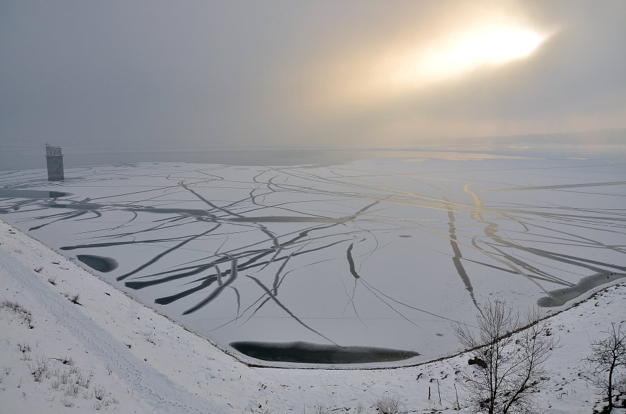 Минусови температури сковаха Монтанско: Реки и язовири замръзват