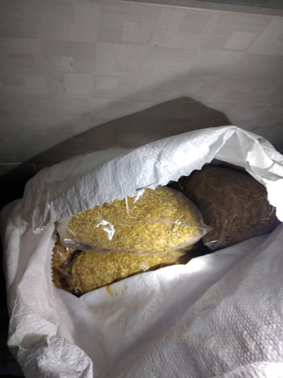 Спипаха 140 кг контрабанден тютюн при спецакция в Сливен