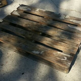 Банда криминали атакува склад за палети, плячкоса стока за близо 2000 лева