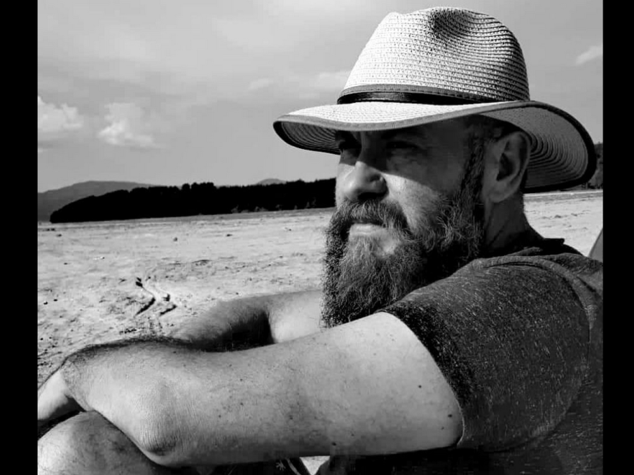 След удар в спирка и 10-дневна битка за живот почина дизайнерът Генчо Радев