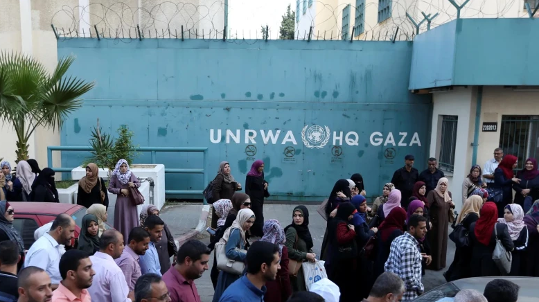 САЩ и Великобритания спират финансирането на Агенцията за палестинските бежанци 