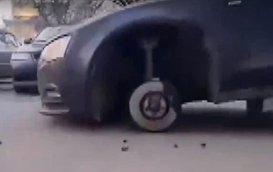 Ошушкаха кола в столичния квартал Младост“