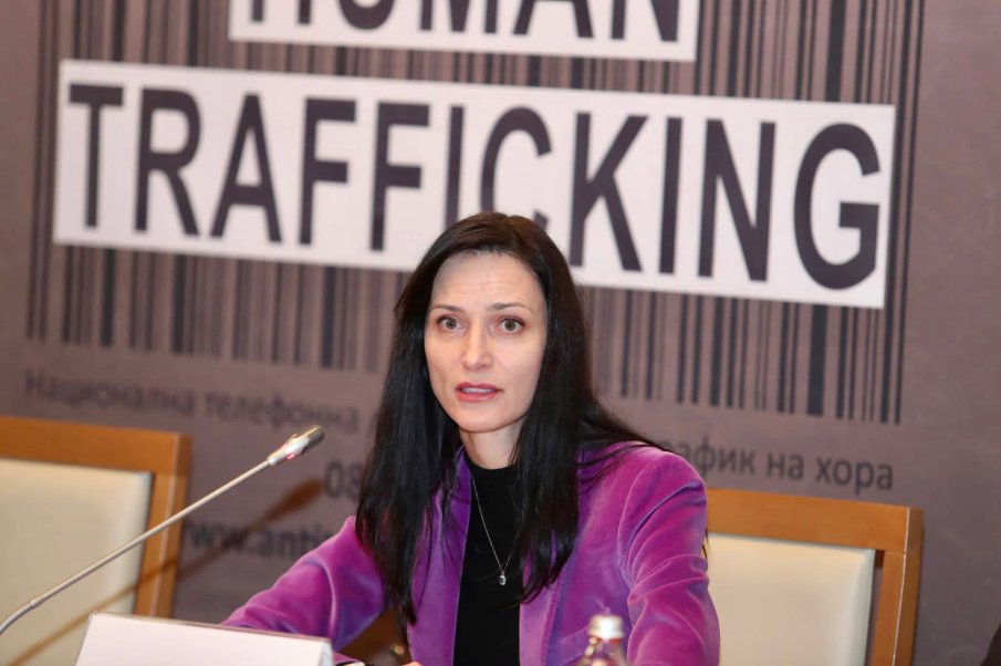 Габриел: 70% от жертвите на трафик на хора в България са деца