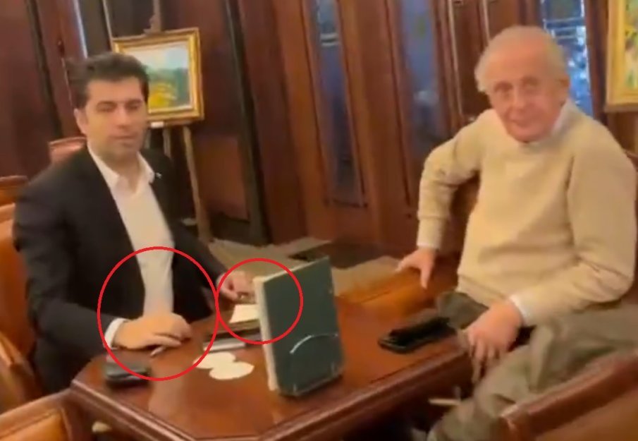 НАРОДНО ТВОРЧЕСТВО: Ситуацията е в много лоша ситуация. Айде, че бързам за трепанация...