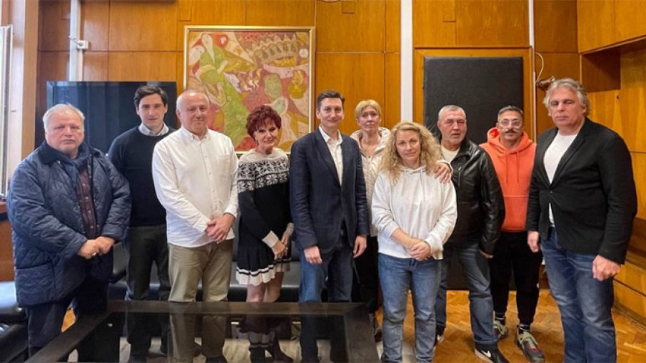 Вдигат с 20% заплатите в общинските културни институти на София