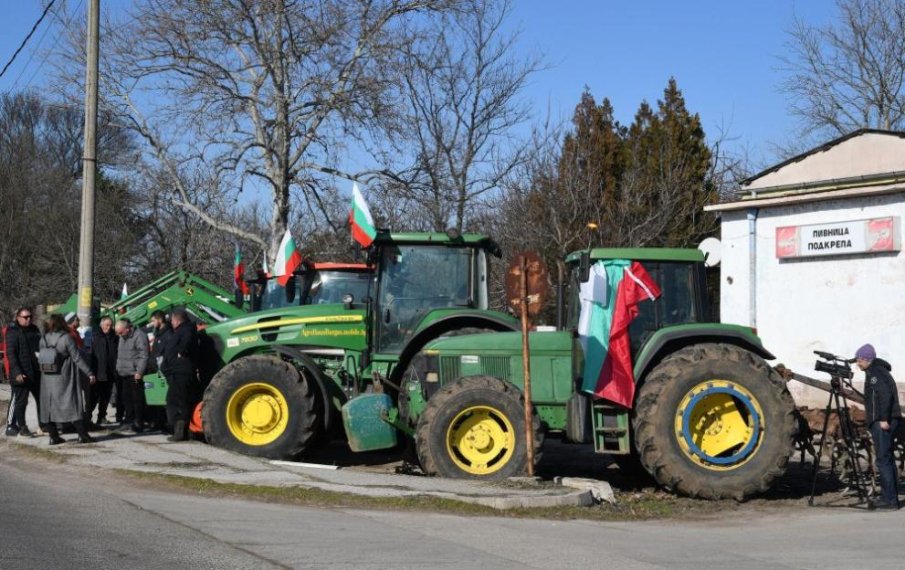До 9 април: Земеделци кандидатстват за украинска помощ