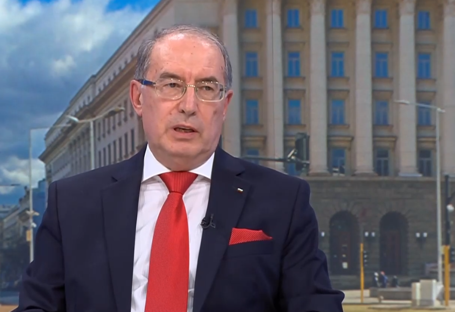 Бившият ни генерален консул в Лос Анджелис: Тръмп няма да бъде изваден от бюлетината, ще се яви на изборите