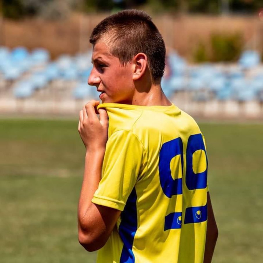 Юноша на Марица с ужасяваща контузия, пловдивчани призовават за помощ