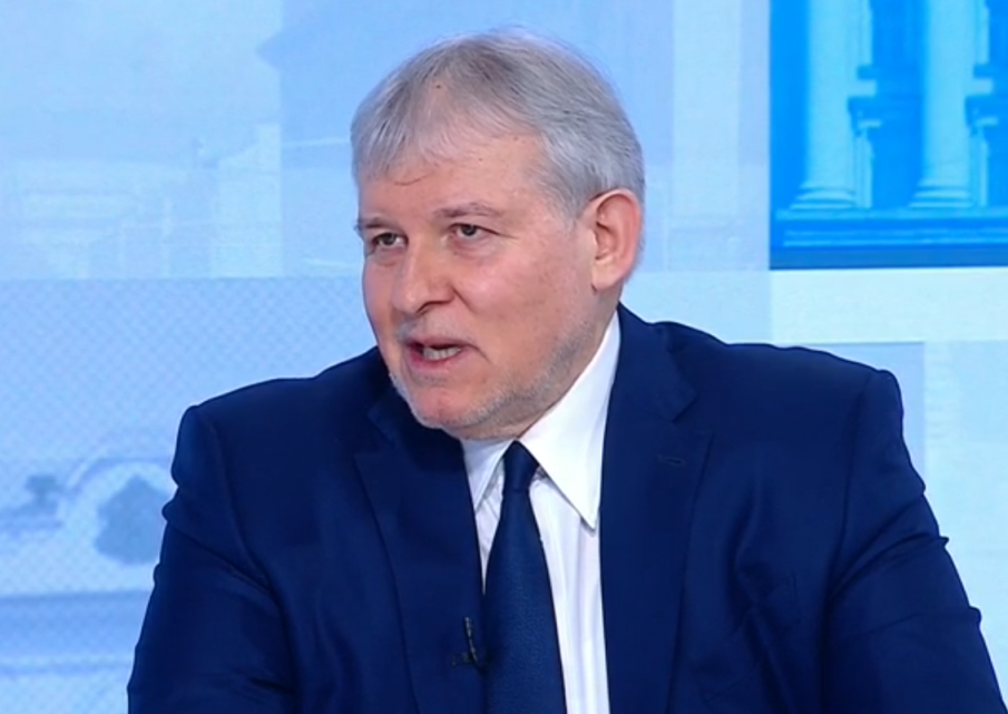 Румен Христов: Третият мандат трудно ще се осъществи, вървим към избори
