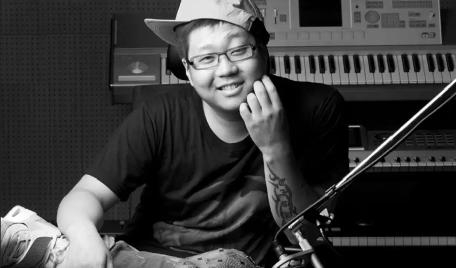 Известен кей-поп композитор и продуцент е открит мъртъв в Сеул