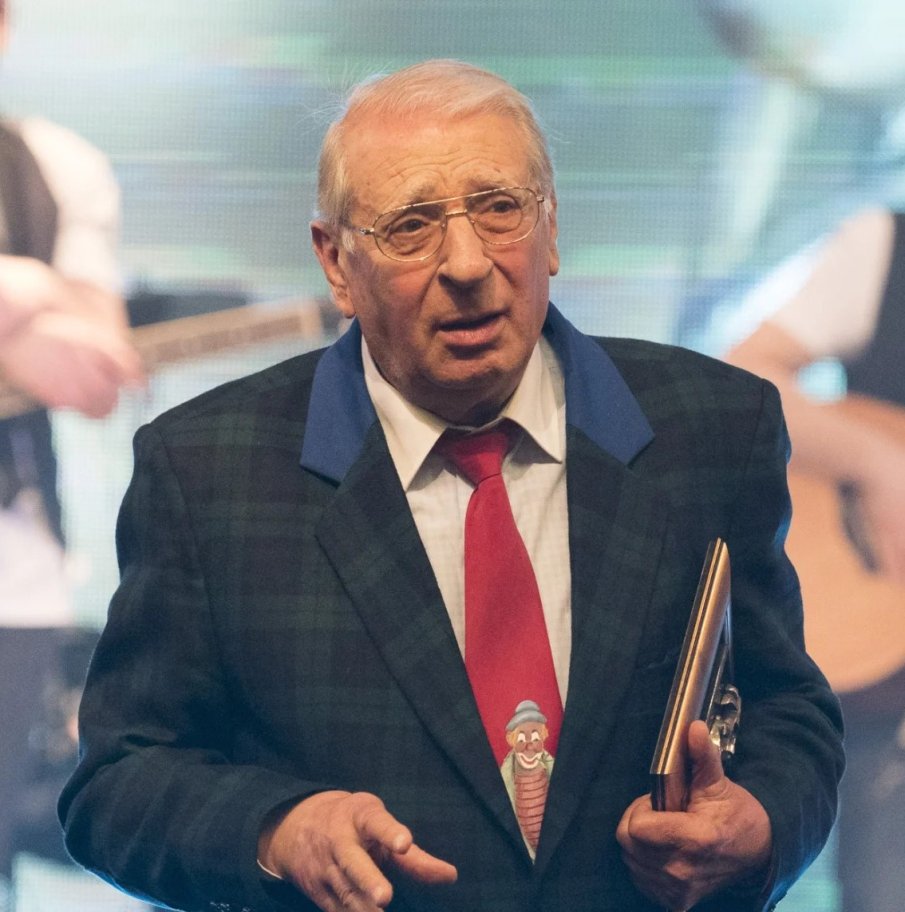 Президентът Радев скърби за Славчо Пеев: Почитателите на театъра и киното завинаги ще го помнят с...