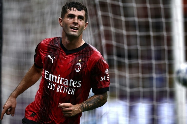ПОВЕЧЕ ОТ ФУТБОЛ: Смъртни заплахи летят към играч на Милан след мач