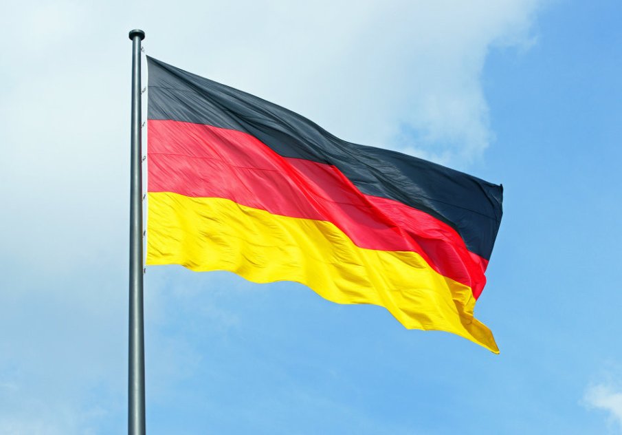 Двама души са арестувани в Германия за подготовка на саботаж срещу военни обекти