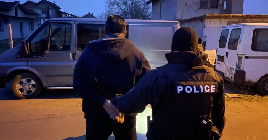МВР задържа българи, издирвани в Италия