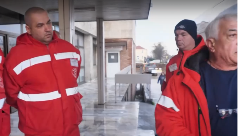 След нападението на екип на Спешна помощ: Медици протестираха в Петрич