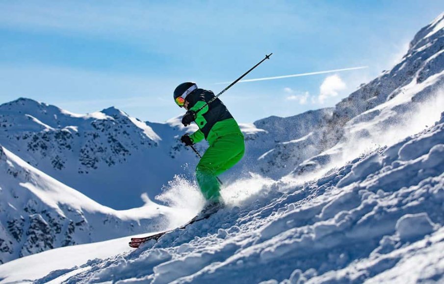 Млада жена е открита в тежко състояние на ски пътя над Банско