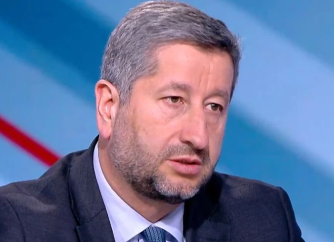 Христо Иванов хвърли вината за разтурянето на сглобката на ГЕРБ и ДПС