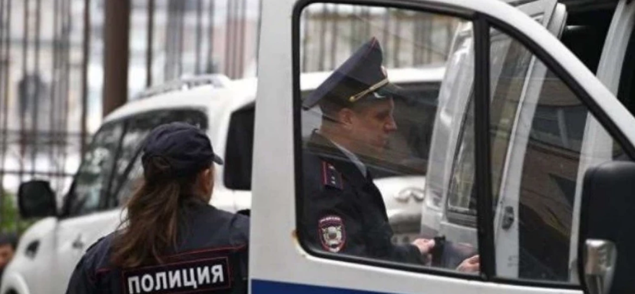 Евакуират мол в Санкт Петербург заради бомба (ВИДЕО/СНИМКА)