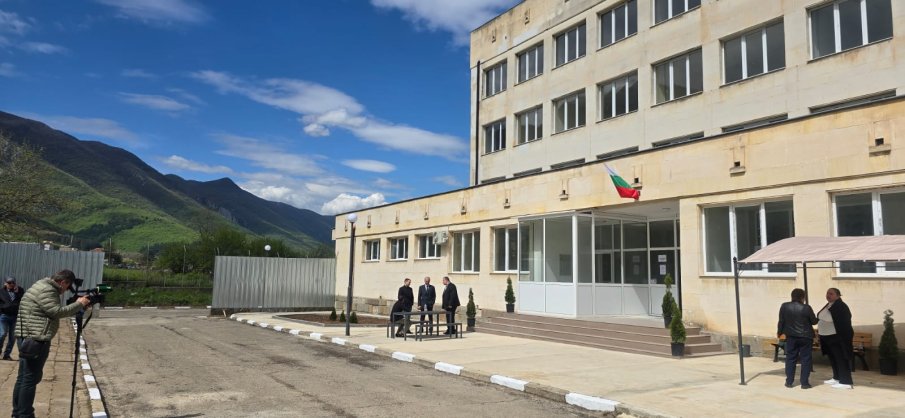Ново затворническо общежитие чака 180 осъдени във Враца (СНИМКИ)