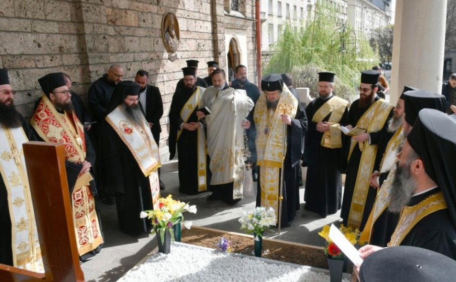 Заупокойна молитва за 20 дни от смъртта на патриарх Неофит