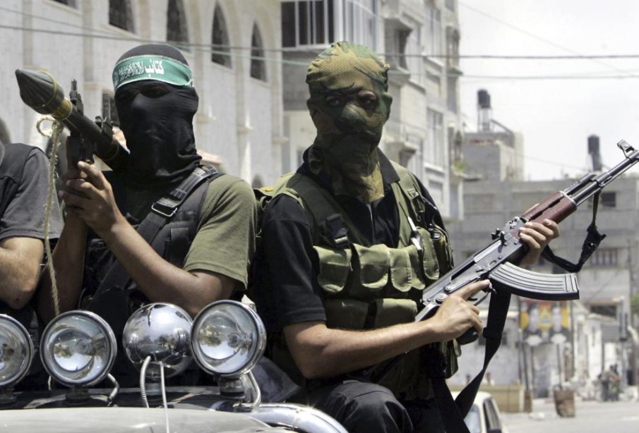 ШПИГЕЛ ГЪРМИ! Тайник с оръжия на Хамас е открит в България